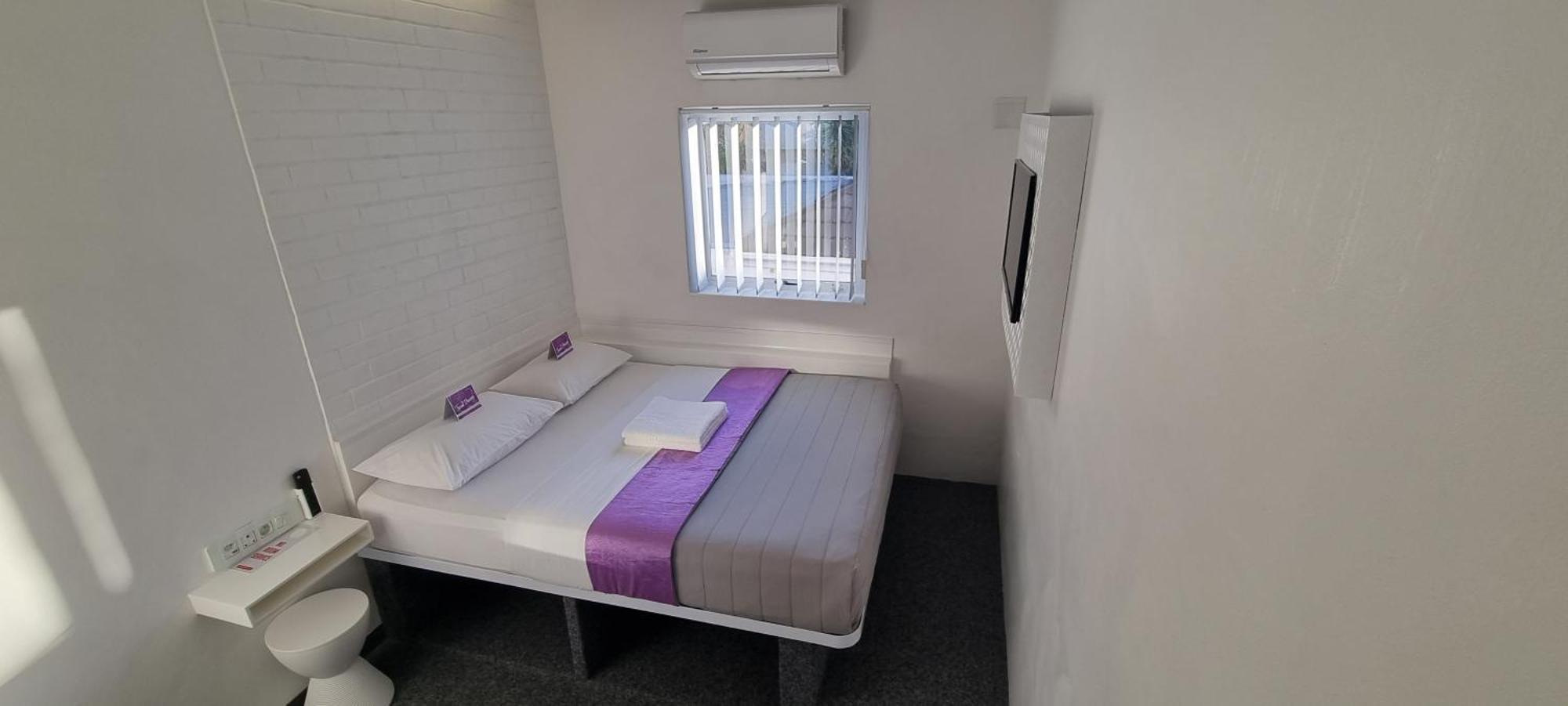 Check Inn Hotel Кейптаун Екстериор снимка